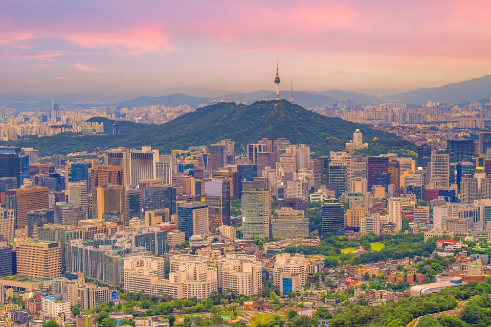 Korea Coach Rules: Driver Hours and Why the Day Ends Earlier
