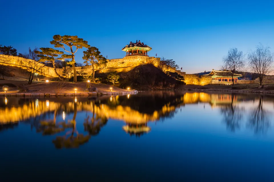 Suwon Hwaseong Fortress Day Trips for Groups from Seoul